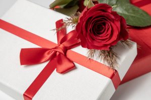 Valentine's Day Gifts for Her Under $100
