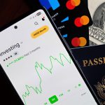 7 Apps That Let You Access Your Paycheck Early - Ranked